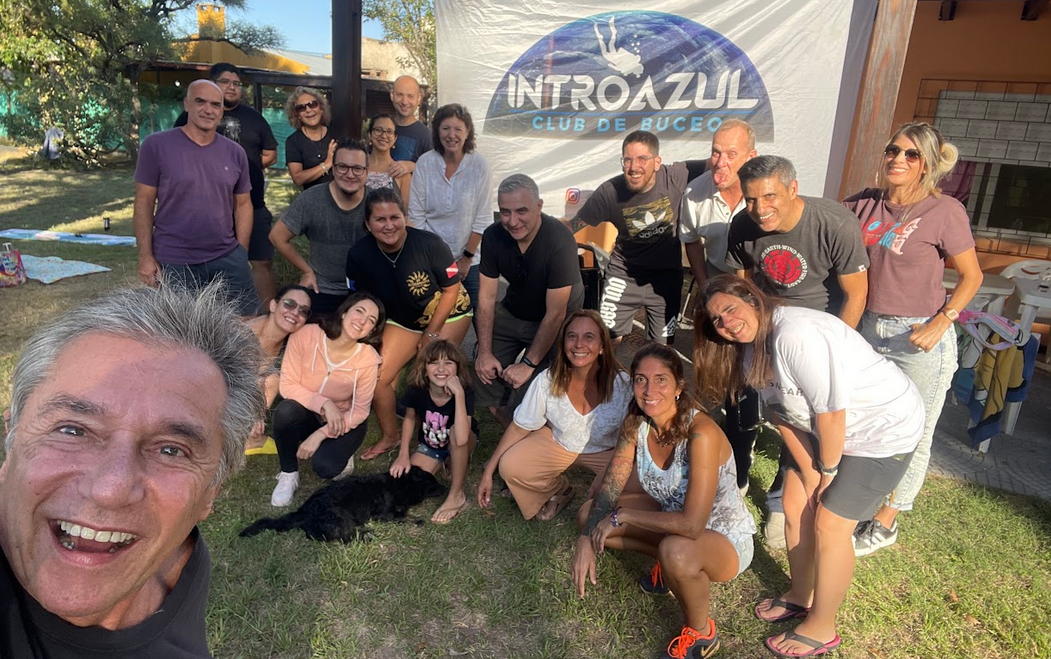 Fiesta de Fin de Año IntroAzul 2023